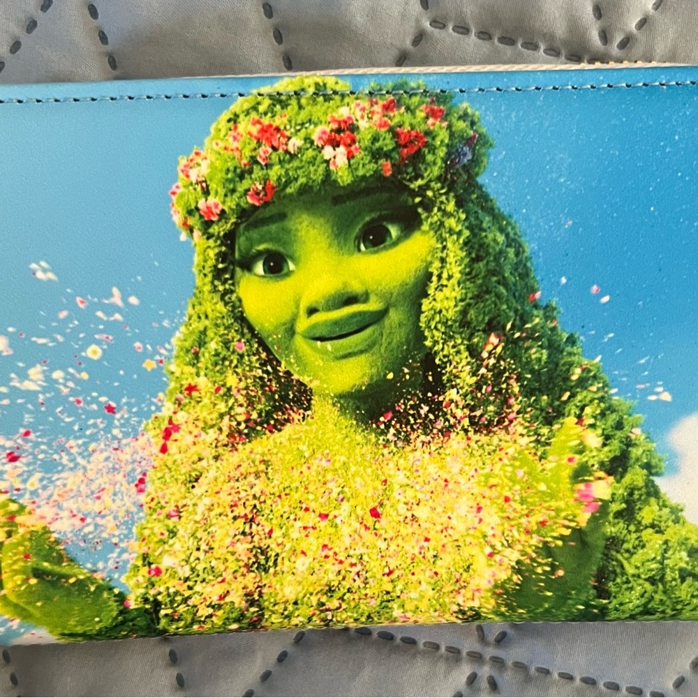 Loungefly Disney Moana Zip Around Wallet NWT